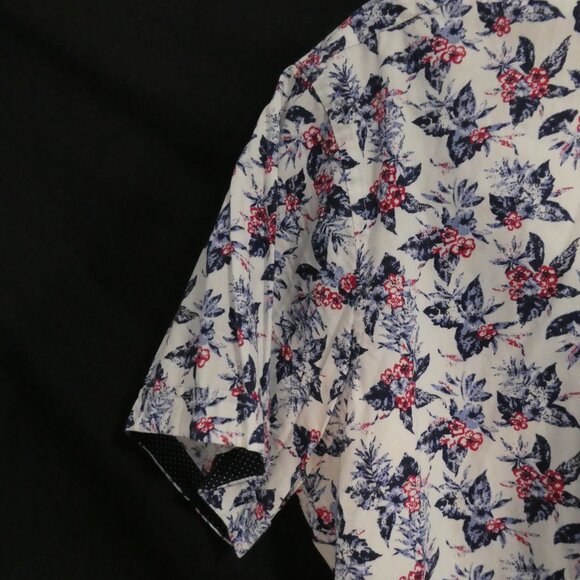 SOUL OF LONDON | large | Floral Print Short Sleeve button-Up Shirt - Picture 4 of 14